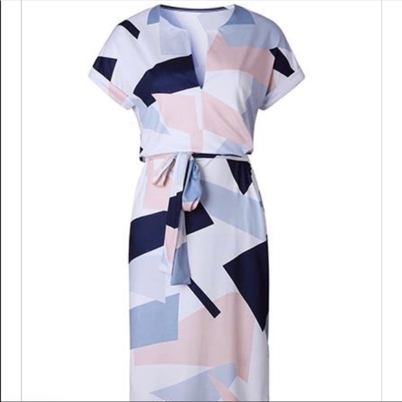 Dresses & Skirts - Women’s Midi Dress XL